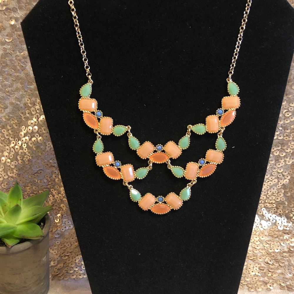 Pretty Multi Color Stone Fashion Necklace